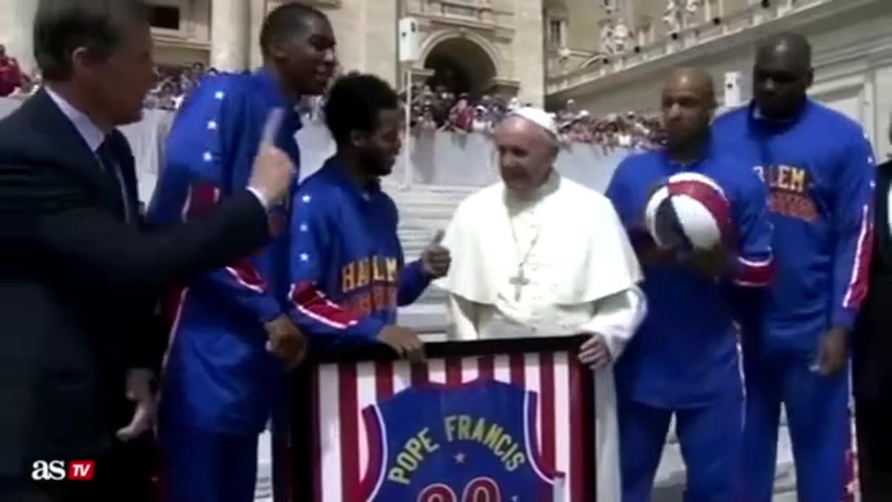 Pope Francis Brings Joy in the Cold!,