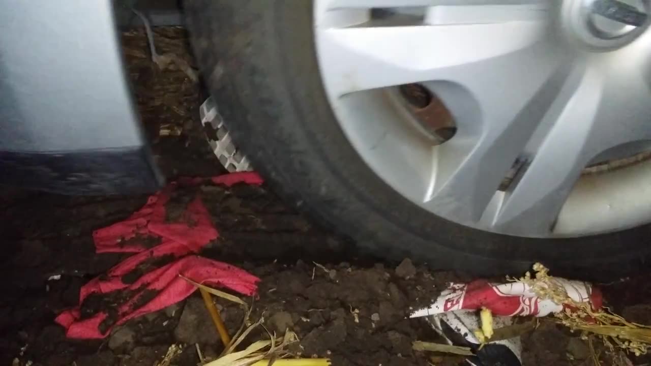 T-Shirt Crushed with Dirt
