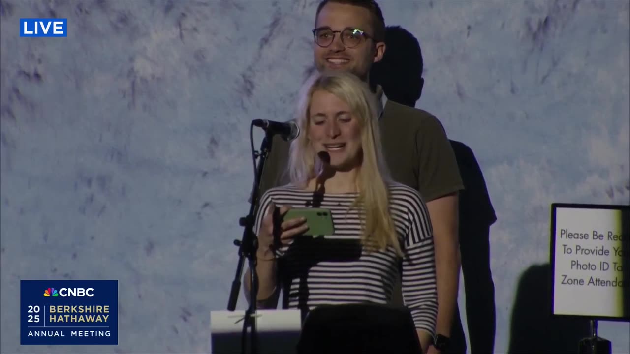 Buffett Defer's to Franklin - Warren Buffett #capitalism #economicprinciples #benjaminfranklin