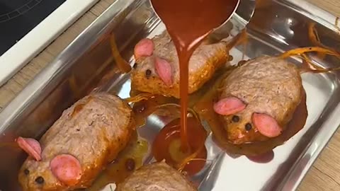 Be honest…would you eat the meat mouse? 🐭🍽️