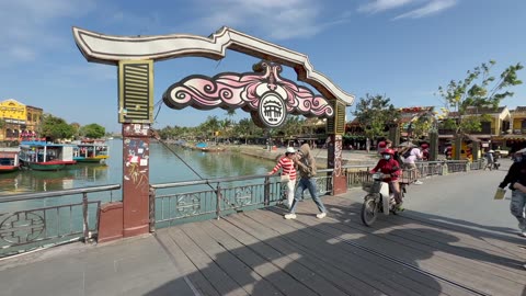 Walking around Hoi An, Vietnam