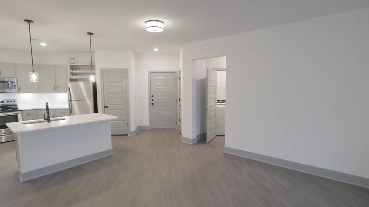 Furnished Room in Shared 3 Bed 2 Bath Apartment
