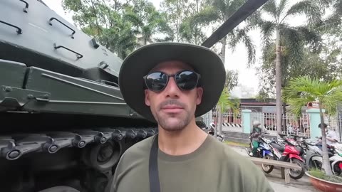 ASIÁTICA SE IMPRESSIONA COM TAMANHO 🇻🇳