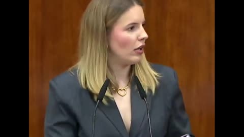 Elisa Vigil (PP Madrid) ataca con dureza al PSOE.