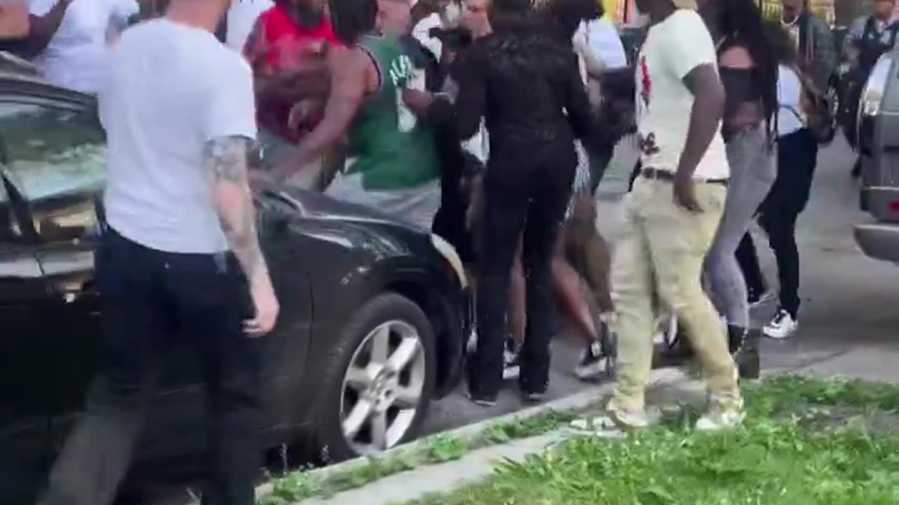 A major fight erupted between police and residents Chicago’s West Side yesterday