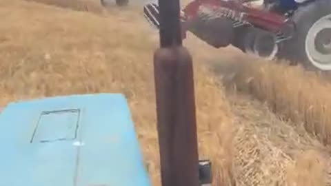 🌾🔥 Ukraine Russia War | Ukrainian Farmers Save Wheat Field From Russian Shelling Fires | RCF