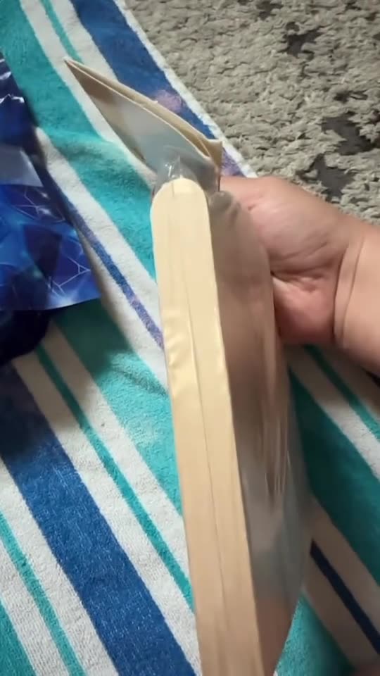 @a.m.a.3 Leg Waxing with Sexy Smooth Sexy Sapphire Hard Wax | Painful Waxing Experience Tutorial