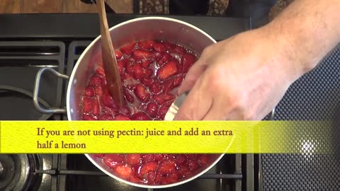 Easy Homemade Strawberry Jam – Step by Step