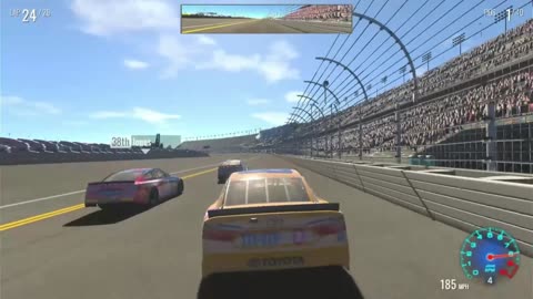 Last 3 Laps of the Daytona 500 (NASCAR Heat Evolution) {{ Career Mode}}