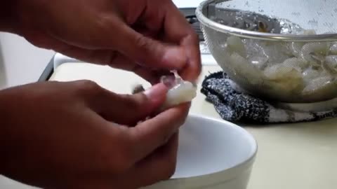How to cook shrimp on a skillet