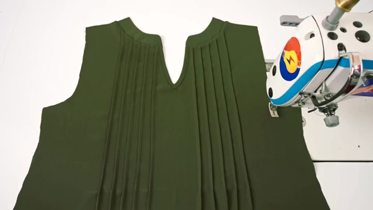 2 Easy way to cutting and stitching kurti neck design wi pin tucks _ Sewing techniques for beginners
