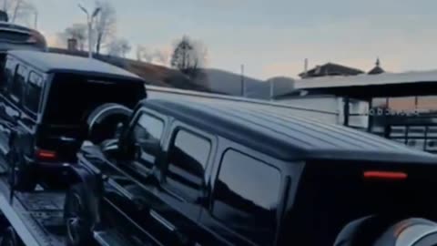 Get Ready! Epic G Wagon Unloaded from Open Trailer — Must See!