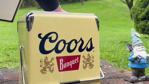 Koolatron Coors Banquet Ice Chest Cooler; Features & Slim Can Test!