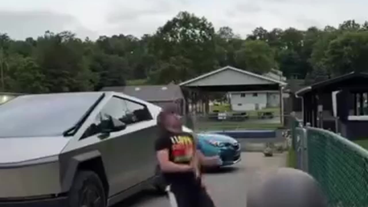 😂💥 You Won't Believe This Chop Fail Disaster! | FunFM