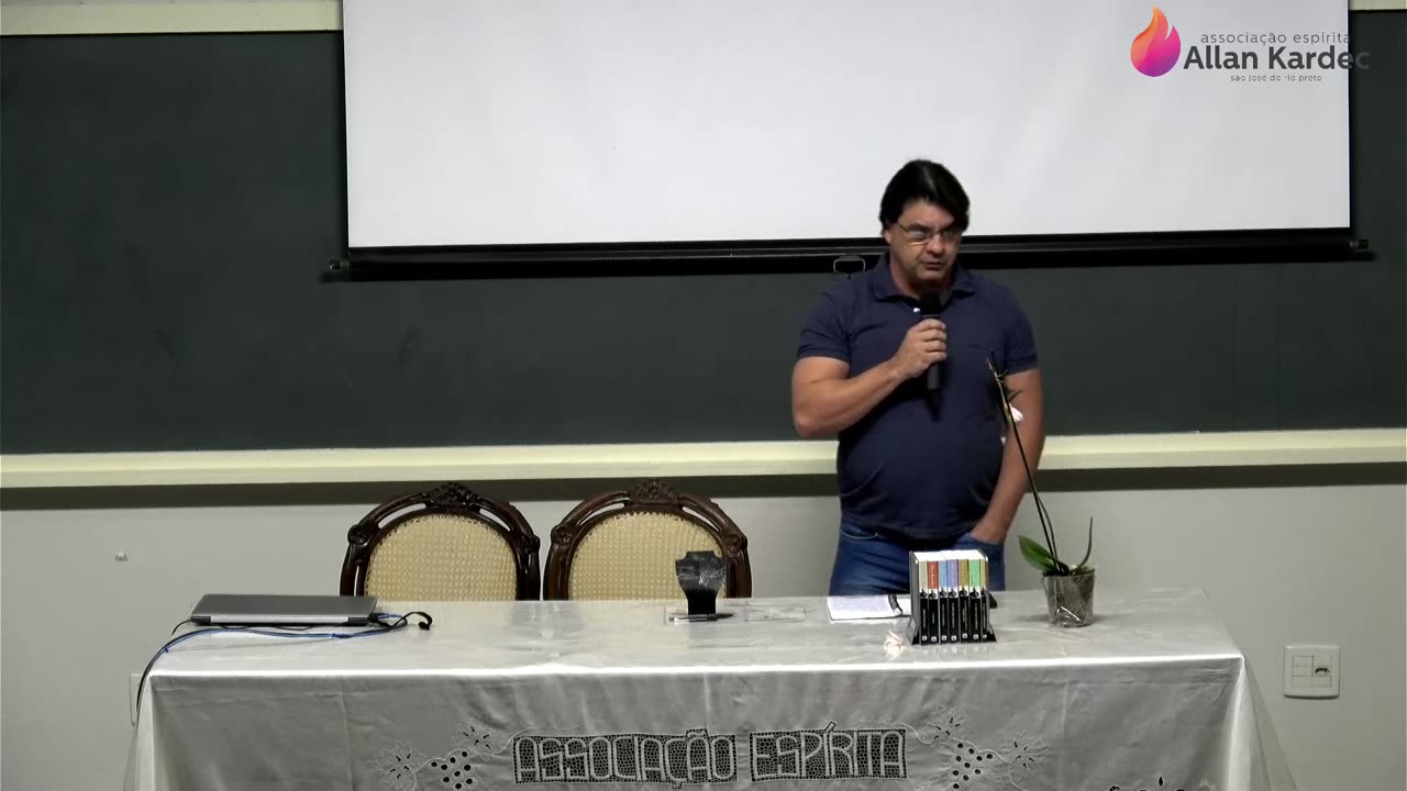 MEDIUNIDADE COM JESUS - Palestra com Jacobson Trovão