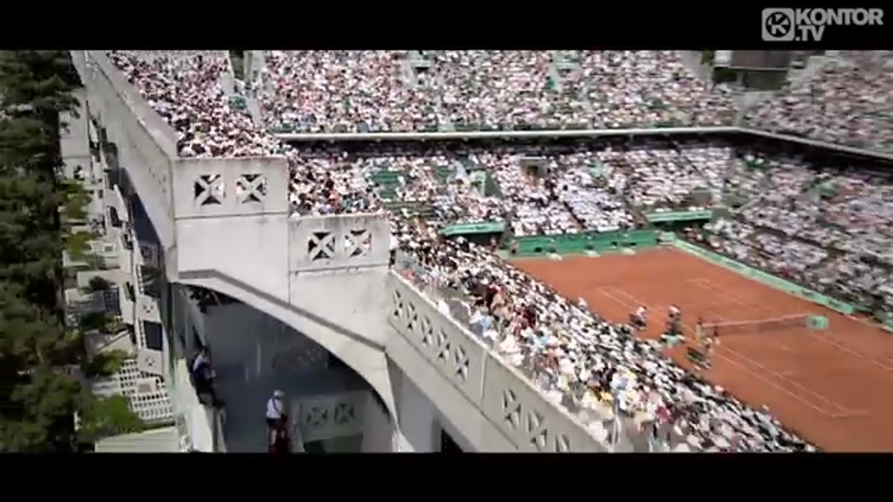 Martin Solveig & Dragonette - Hello (Official Short Video Version HD)