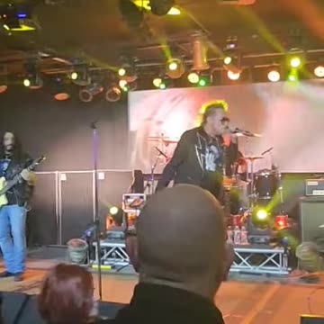 King of the hill ( live)