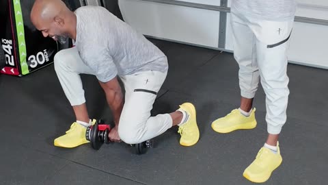 ALTERNATING TWIST TOUCH WITH WEIGHT