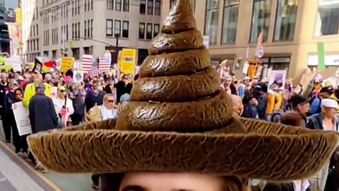 Harry Sissy's new hat 🤠