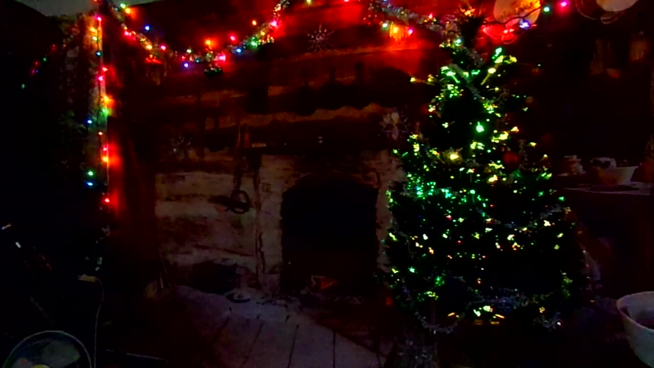 Christmas lights 12/21/25: