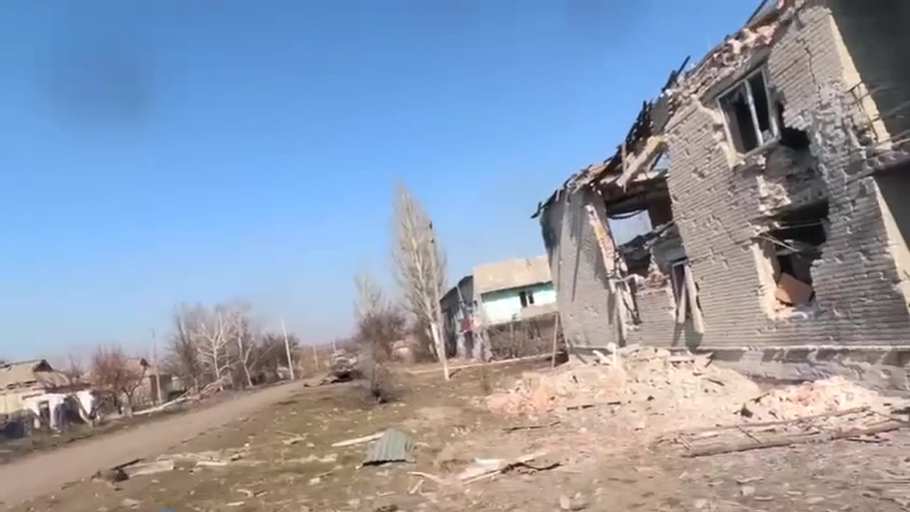 Evacuation of wounded Russian soldier.