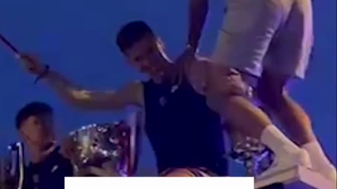 Barcelona defender falls off bus during celebration on city streets