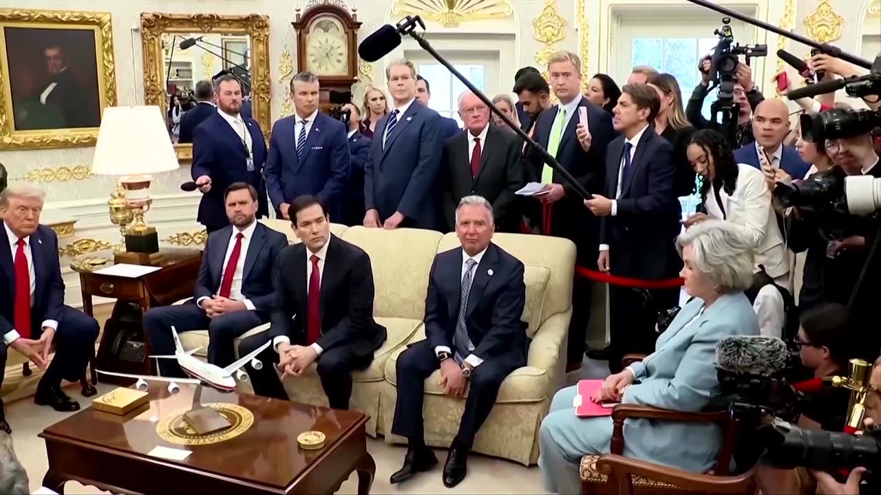 Trump tells Zelenskiy US would help with security in a peace deal