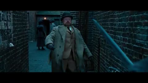 Wonder Woman (2017) 4K – Alleyway Fight Scene | Diana Defends Steve