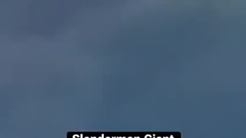 SLENDERMAN GIANT 👀 CAUGHT DOING PUSHUPS ON MOUNTAIN