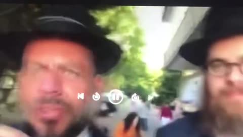Itt vannak a zsidók
