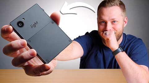 Light Phone III Review / Distraction Free Weekender Phone