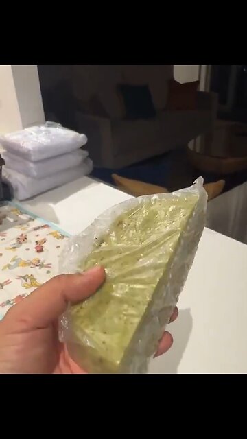 La petición de conservar la mitad de la tortilla fue tomada literalmente