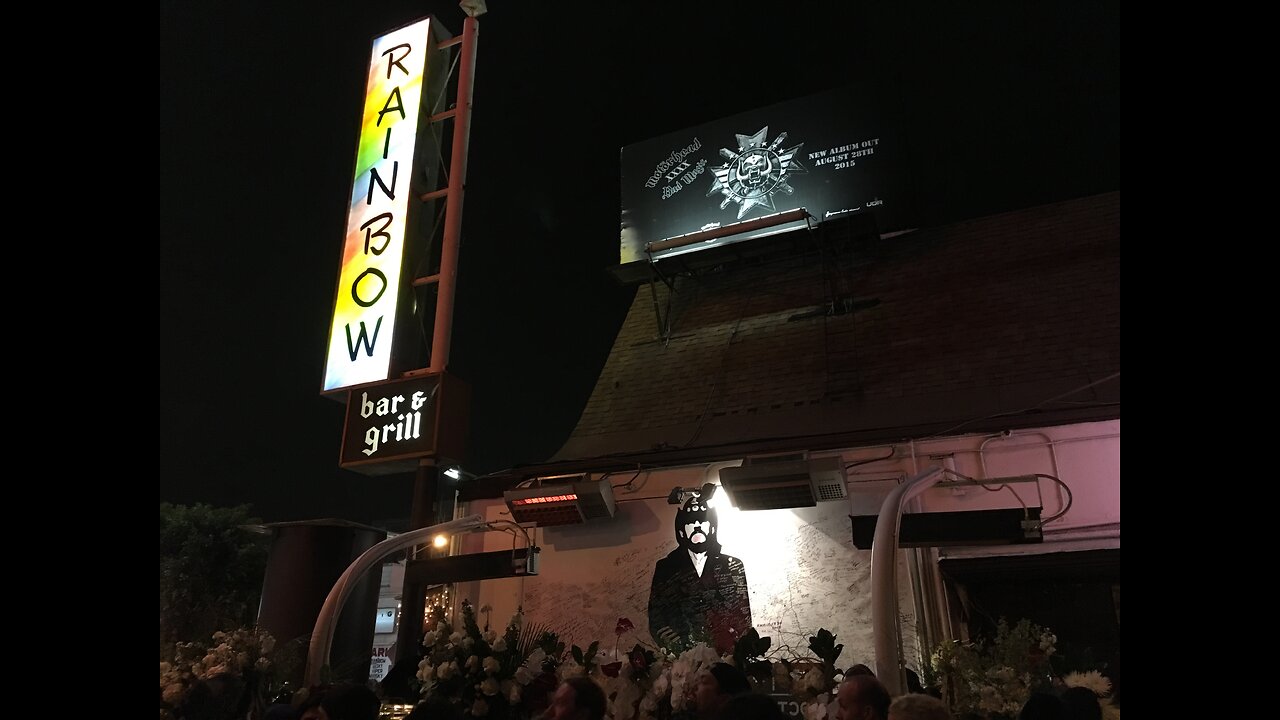 COMBUSTÍVEL, METAL E POEMA: OS 40 ANOS DO GUNS N' ROSES - SUNSET STRIP