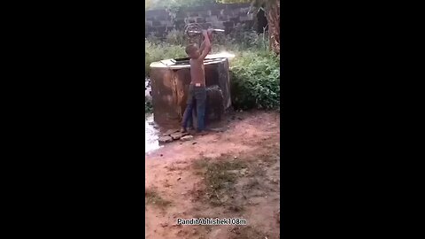 बेचारे का सर फूट गया 🤣
