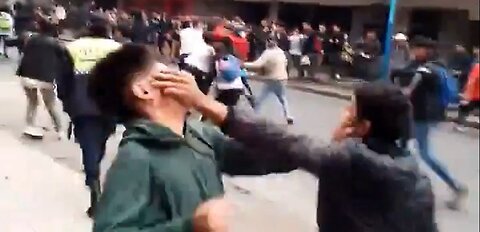 Epic Street Fight Compilation: Wild & Entertaining Brawls (But Don’t Try This!)
