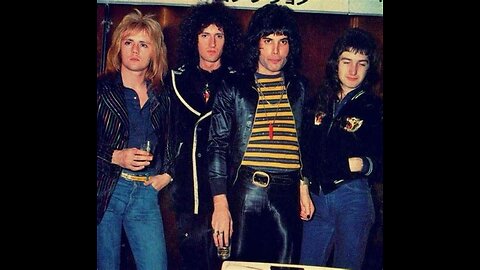 QUEEN ~ A NIGHT AT THE ODEAN 1975