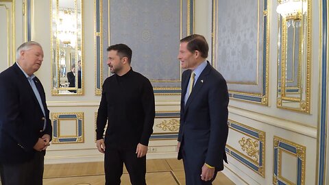 2025 May WARMONGERS - U.S. Senators Graham and Blumenthal arrive in Kyiv.