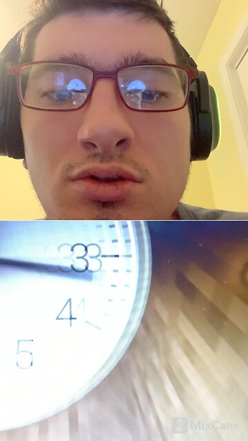 My reaction to mmjoemele #playingminecraft