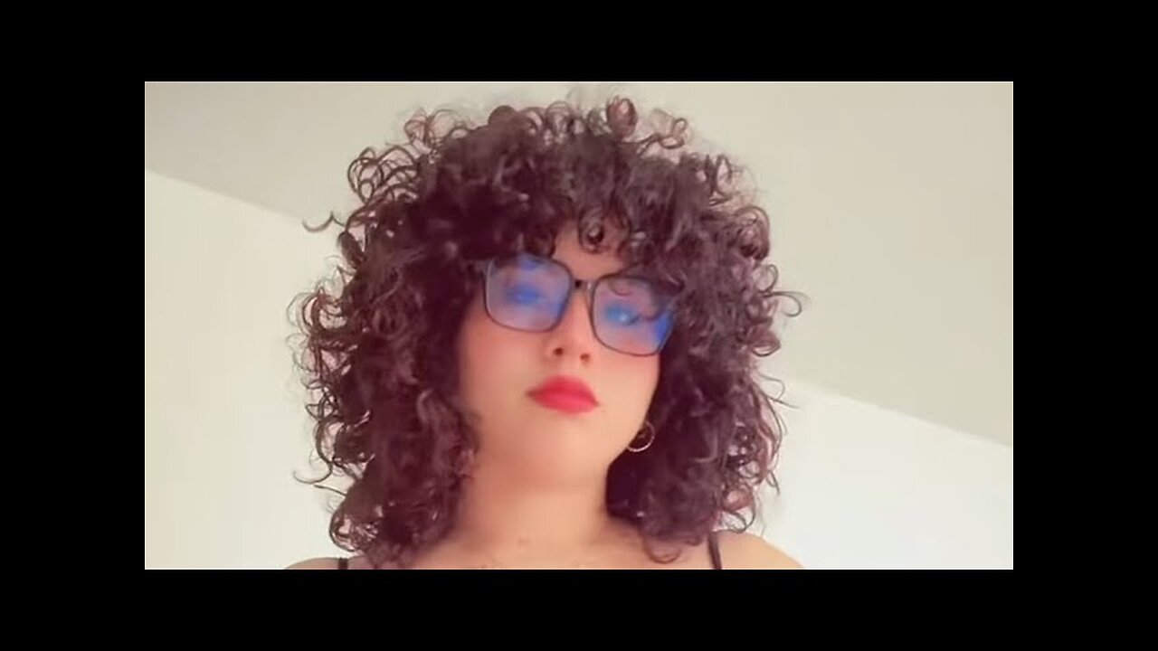 Hadasha: Plus Size Model Owns the Runway With Confidence