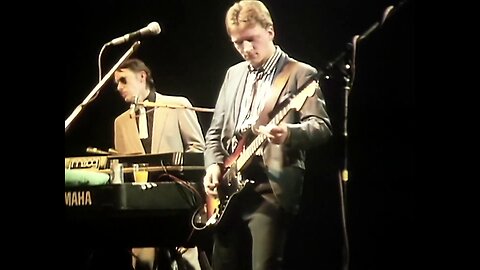 Squeeze - Pulling Mussels (From the Shell) (Live At The Regal Theatre, Hitchin / 1982) 1080p HD