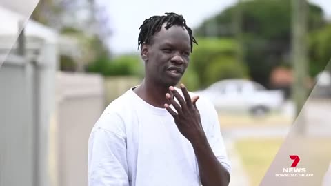 The laughing suspect - Former immigration detainee jokes in court - 7NEWS Australia