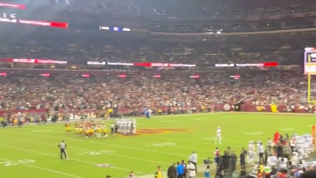 The government shutdown is over! Trump booed by 3-7 team! Predator Badlands $80 million opening!