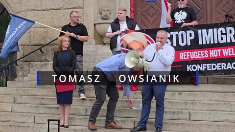 Pikieta 17.07.2025 Stop Imigracji przedUrzedem Miasta - Konfederacja Korotny Polskiej okręg 35