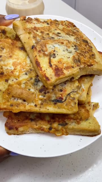 Is this breakfast or morning food? 😂😂🍽️