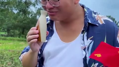 Madan Abhi Darl Pine Bala hai 🤣 champa nahi hai