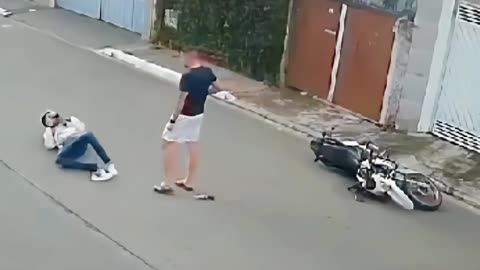 He unknowingly tried to rob an off duty cop and failed
