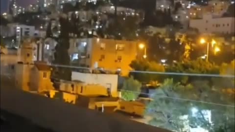 🇮🇷🇮🇱Fire after landing in Haifa .