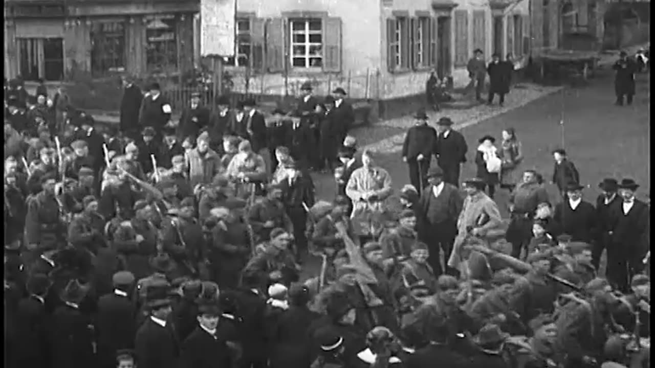 [PARAMOUNT NEWSREEL EXCERPTS] - [PARAMOUNT NEWSREEL EXCERPTS] - cbs-cbswwi-179