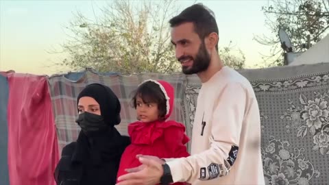 Cracks in ceasefire deal - Israel restricts aid until Hamas returns all hostage bodies | BBC News