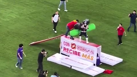 🤩🎤 You Won't Believe This Top Notch Half Time Show! | FunFM